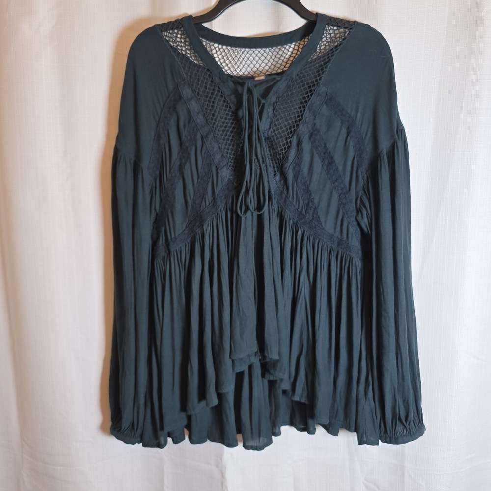 Free people top-blouse long puffy sleeves Laced V Neck Green SZ S